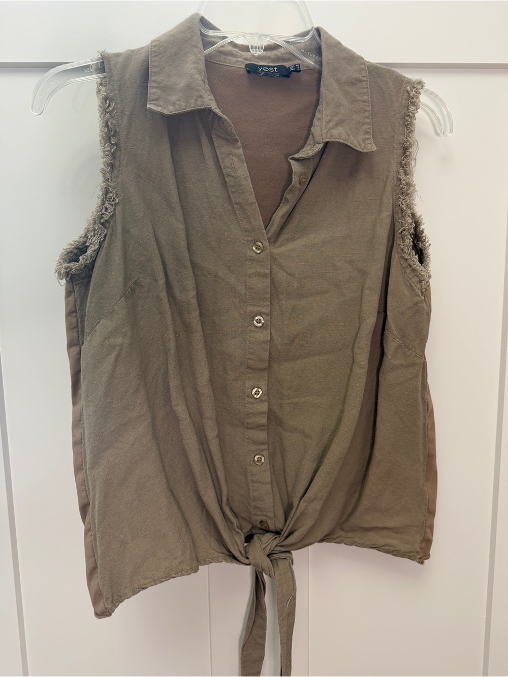 YEST Linen-Blend Top in Taupe